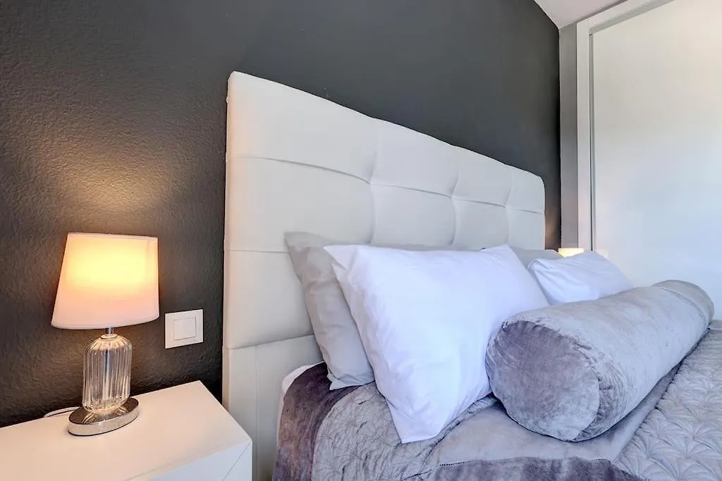 Stylish Penthouse Duplex At Matchroom Country Club Santa Fe de los Boliches 0*,  Spanyolország